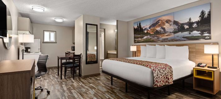 Days Inn by Wyndham Lakewood South Tacoma Hotels in Pierce County