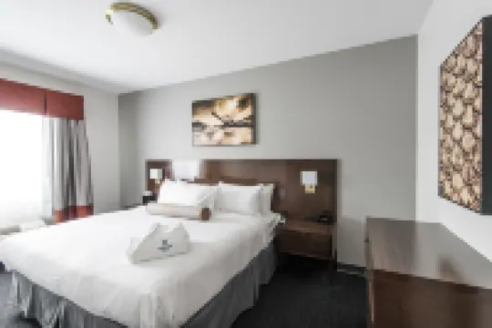 Edgewater Hotel
