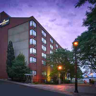 Waterfront Hotel Downtown Burlington Hotel Exterior