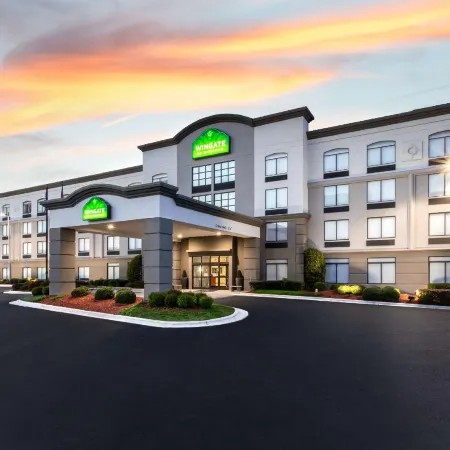 Wingate by Wyndham Charlotte Speedway/Concord
