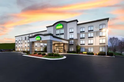 Wingate by Wyndham Charlotte Speedway/Concord Hotels near Jared