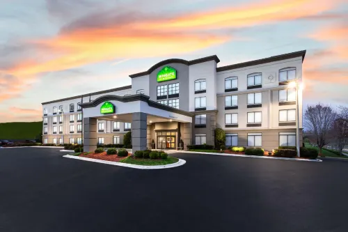 Wingate by Wyndham Charlotte Speedway/Concord Hotels in Concord