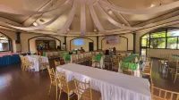 Bakasyunan Resort and Conference Center - Zambales - balcony
