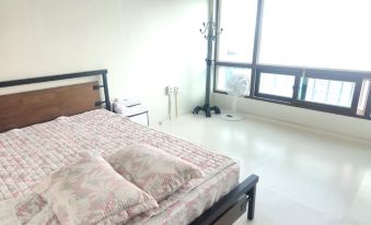 Namhae Jukhang Pension