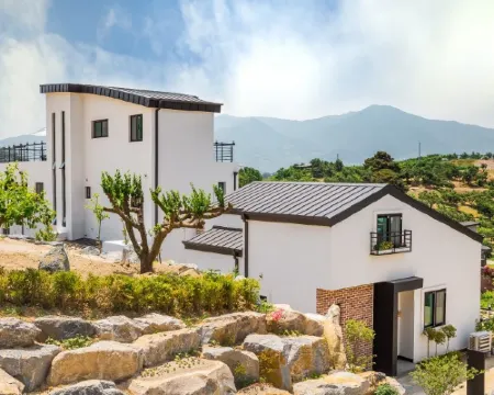 Cheongdo Leeseulmi Stay Pension Hotels in Cheongdo-gun