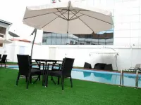 Summerset Continental Hotel Maitama by T E L E Hospitality - Pools