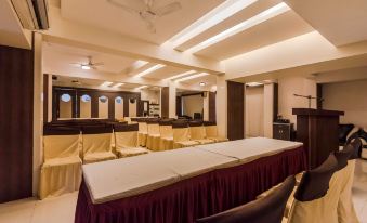 Hotel Tanish Residency