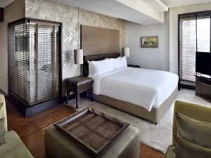 Sankara Nairobi, Autograph Collection