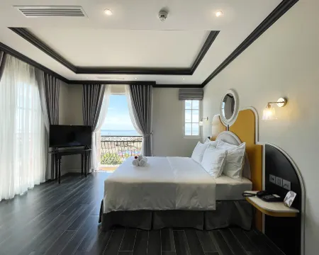 ル ボヌール ホテル