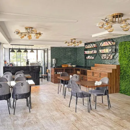Çamlıca Hotel