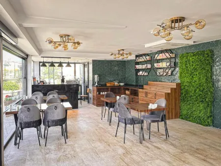 Çamlıca Hotel Отели в г. Yalincak Mahallesi