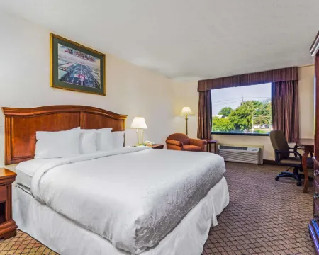 Days Inn by Wyndham Columbus Airport Hotels in Columbus
