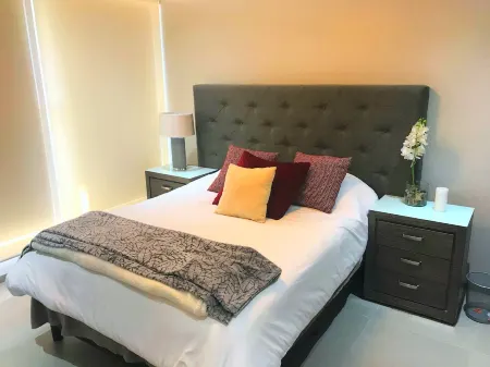 Luxury House with All the Amenities. Gym Seg. Aa/Cal Pool Tv Wifi