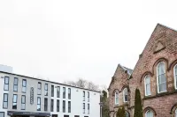 加里森飯店 Fort William Travel Centre附近的飯店