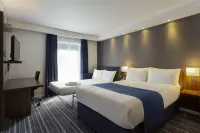 Holiday Inn Express Dunstable, an IHG Hotel