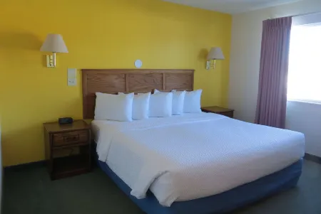 阿拉莫薩戴斯飯店