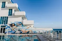 Hotel Maren Fort Lauderdale Beach, Curio Collection by Hilton - Infinity Pools
