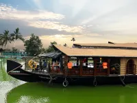 Indraprastham Houseboat Hotels in Vaikom