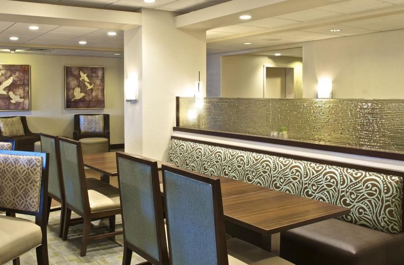Hampton Inn Evansville photo 5