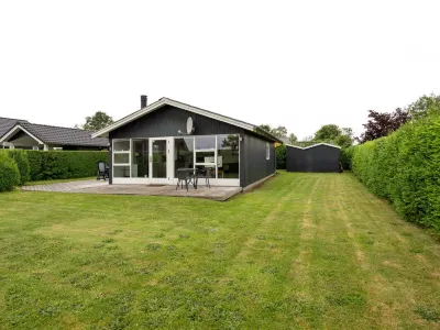 "Blesse" - 250m from the Sea