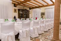 Quari Hotel Restaurant & Pizza Hotels in Bevilacqua