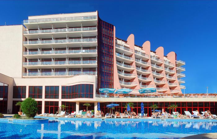Apollo Spa Resort - All-Inclusive , Indoor & Outdoor Pools & Individual AC in Every Room