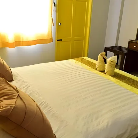 Charoen Apartment Hotel Trang