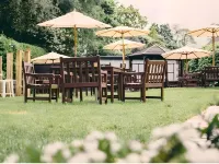 The Curious Pig in the Parlour Hotels in Copthorne