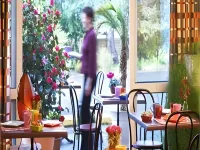 The Originals City, Hôtel la Cour Carrée, EU - breakfast