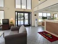 Days Inn by Wyndham Clinton Hotels in Clinton