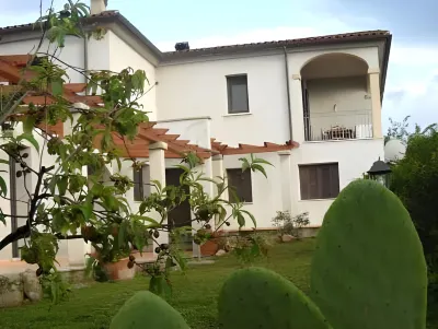 Domo Minnannu Miriu Hotels in Porto San Paolo