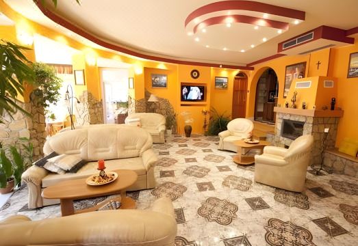 1. 호텔 메이어 얼..