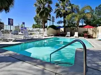Motel 6 Bakersfield, CA - East Hotels in Kern County