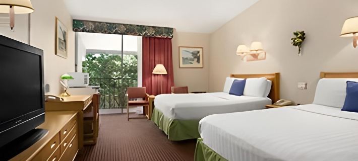 Ramada by Wyndham Grand Junction Отели в г. Меса