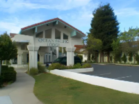 Ocean Pacific Lodge Hotels near Wilder Ranch State Park