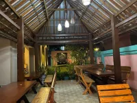 Semilir Inn Senggigi - Pensions