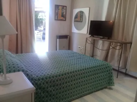 Holiday Home Dark Green House Отели рядом с достопримечательностью «Carmine Granata»