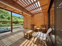 Sumitsugu House West