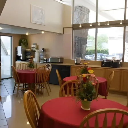 Cedars Inn
