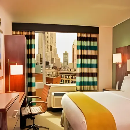 Holiday Inn Express MANHATTAN TIMES SQUARE SOUTH by IHG Отели рядом с достопримечательностью «Мидтаун»