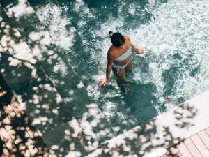 阿託查宮殿酷客房酒店