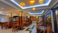 Champlung Mas Hotel Legian - breakfast