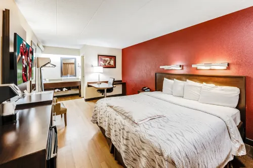 Red Roof Plus+ Washington DC - Alexandria - 2-Star