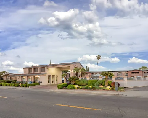 Best Western Inn Hotels in Merced