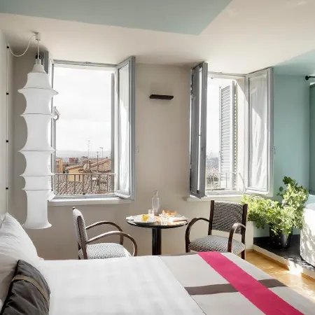Hotel Priori Secret Garden
