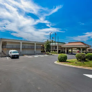 SureStay Plus Hotel by Best Western Southern Pines Pinehurst