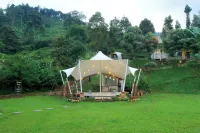 Cimon Urban Camp Hotels in Cisarua
