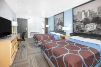 Super 8 by Wyndham City of Moore Hotel a Moore