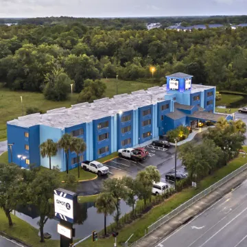 SPOT X Hotel Tampa - Wesley Chapel by The Red Collection