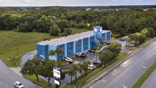 SPOT X Hotel Tampa - Wesley Chapel by The Red Collection Hoteles en Condado de Pasco